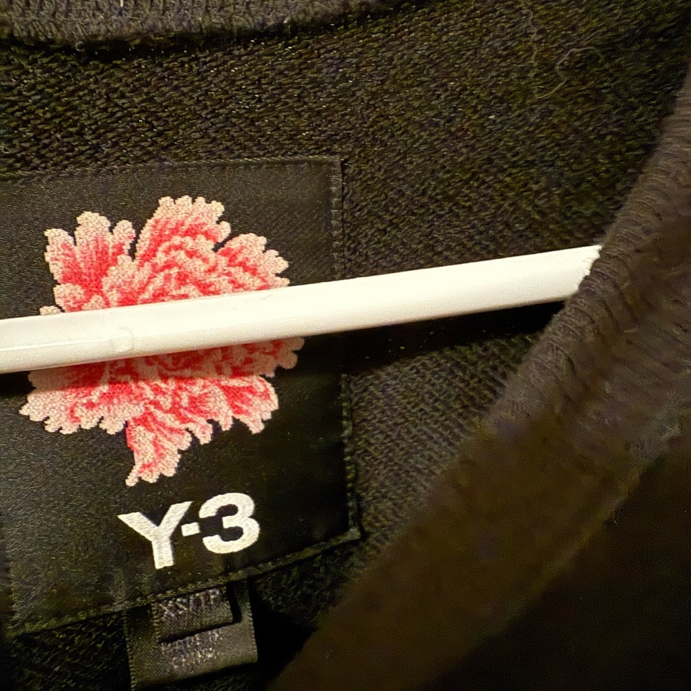 Y-3 Black Sweatshirt with Pink Floral Design - Picture 4 of 4